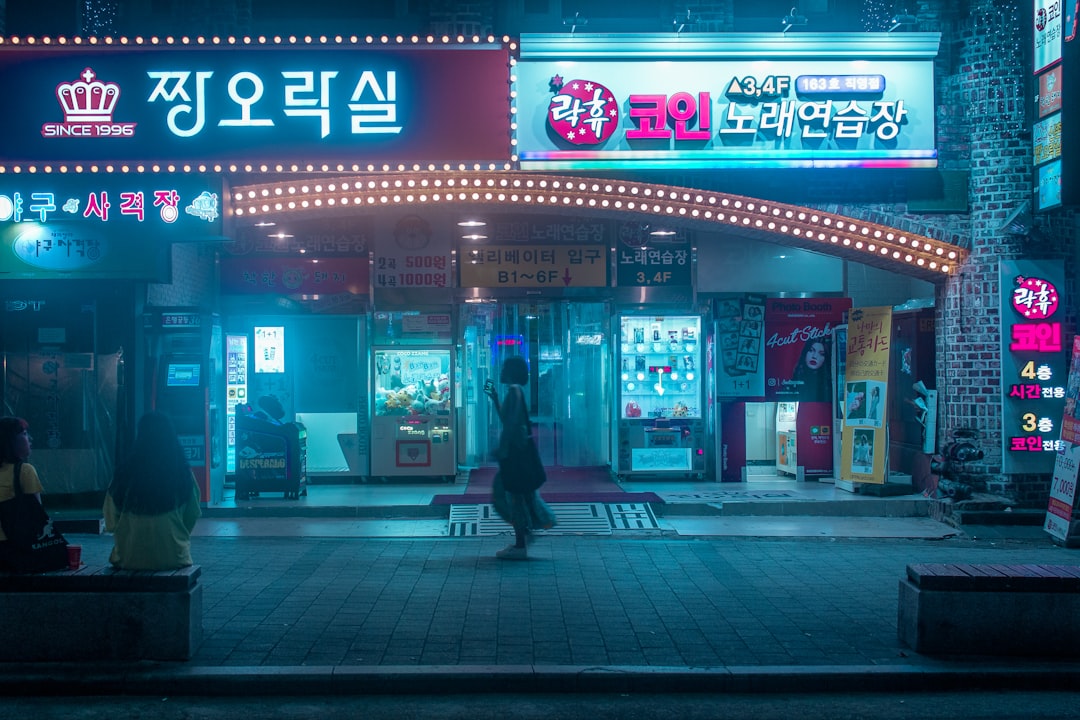 Korean creative professionals using AI tools in advertising production