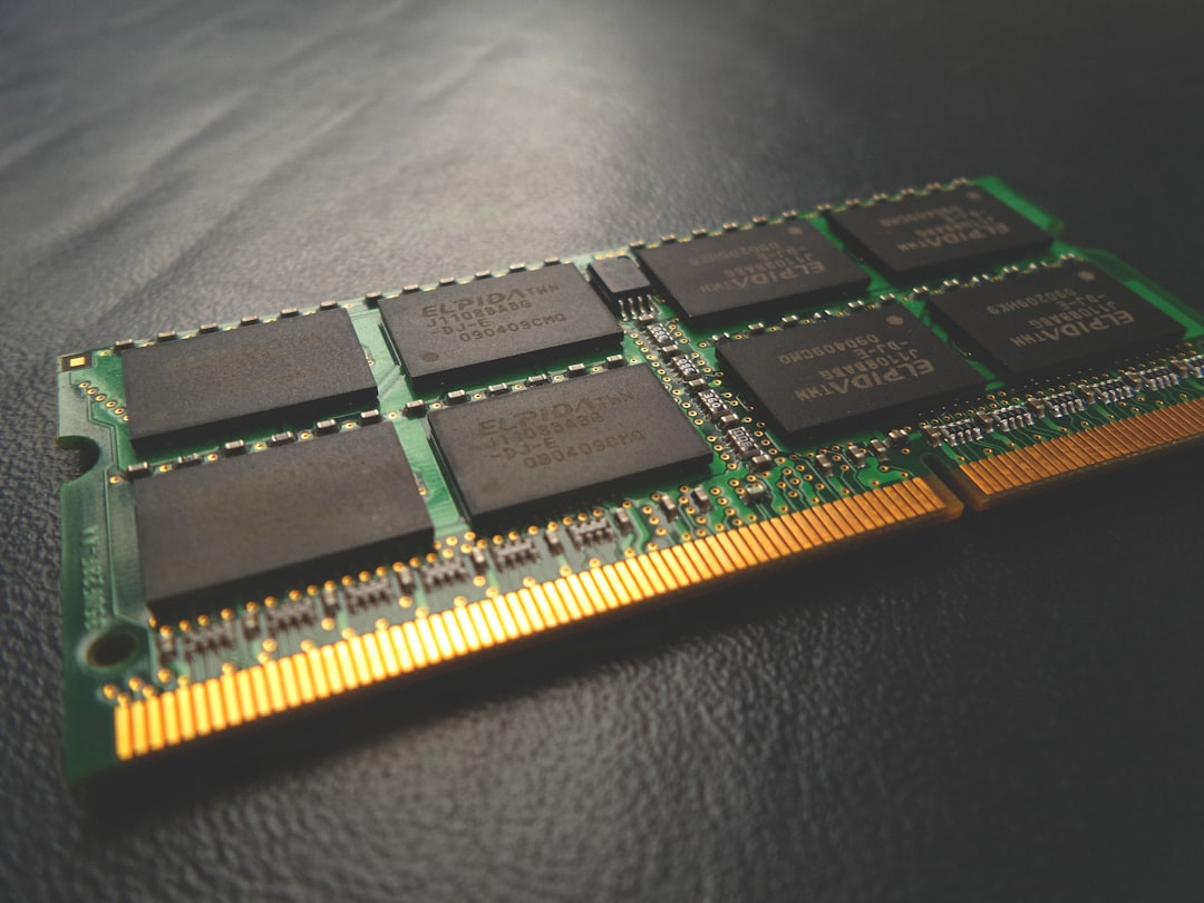 Samsung semiconductor memory chip UFS storage module