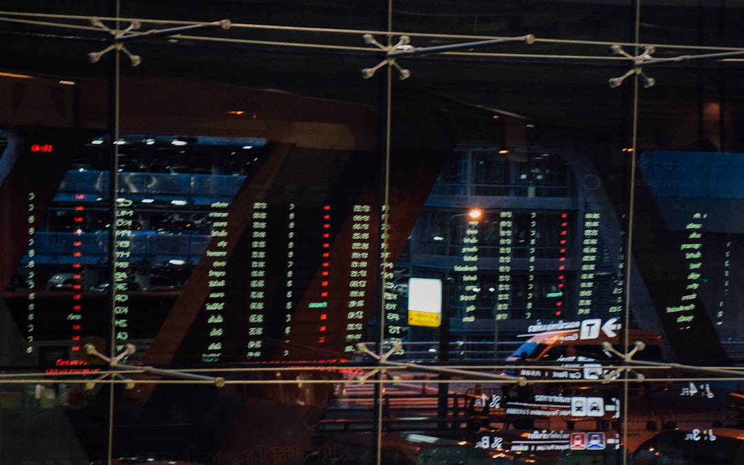 Traders working across time zones