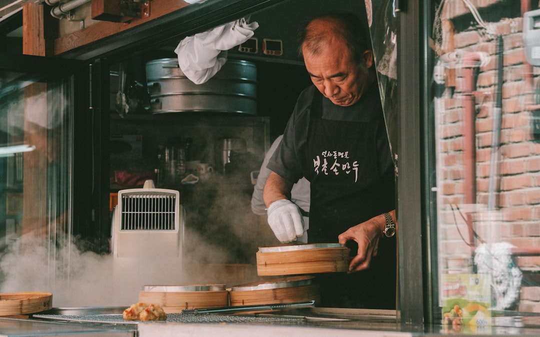Korea’s Michelin probe exposes AI-era gaps in food safety enforcement